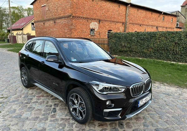 BMW X1 cena 69900 przebieg: 93000, rok produkcji 2015 z Wyszogród małe 191